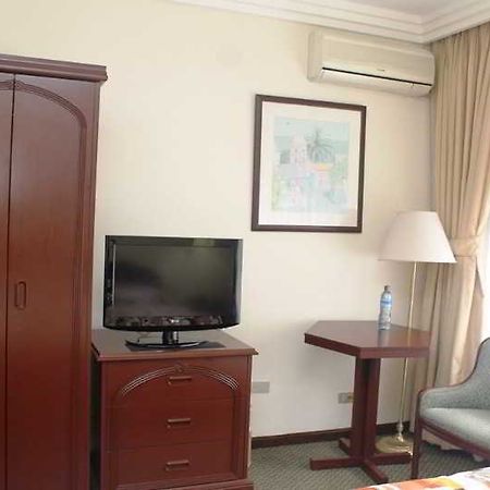 Siesta Hotel And Casino Antiguo Cuscatlan Ngoại thất bức ảnh