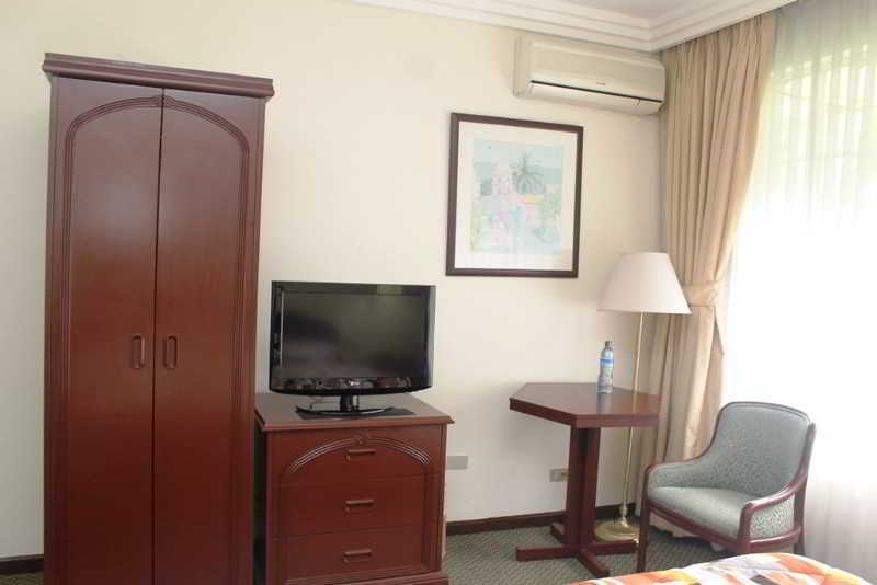Siesta Hotel And Casino Antiguo Cuscatlan Ngoại thất bức ảnh